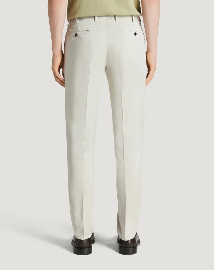 Pantaloni Torino Pantaloni Slim in silkochino Offerta