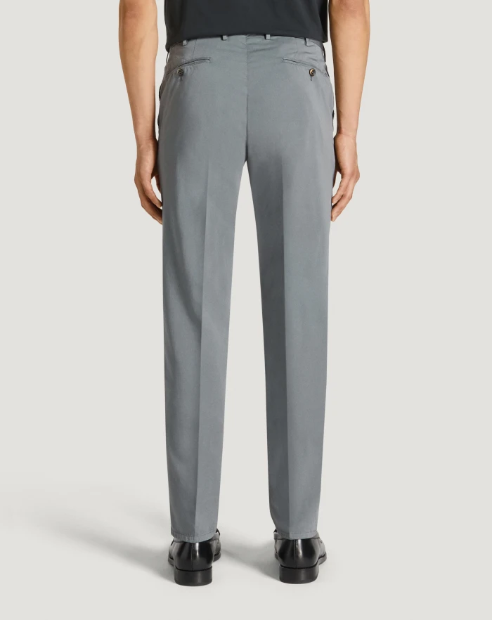 Pantaloni Torino Pantaloni Slim in silkochino Novità