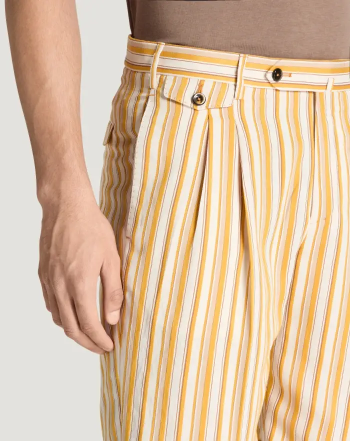 Pantaloni Torino Bermuda in viscosa fluida a righe In Linea