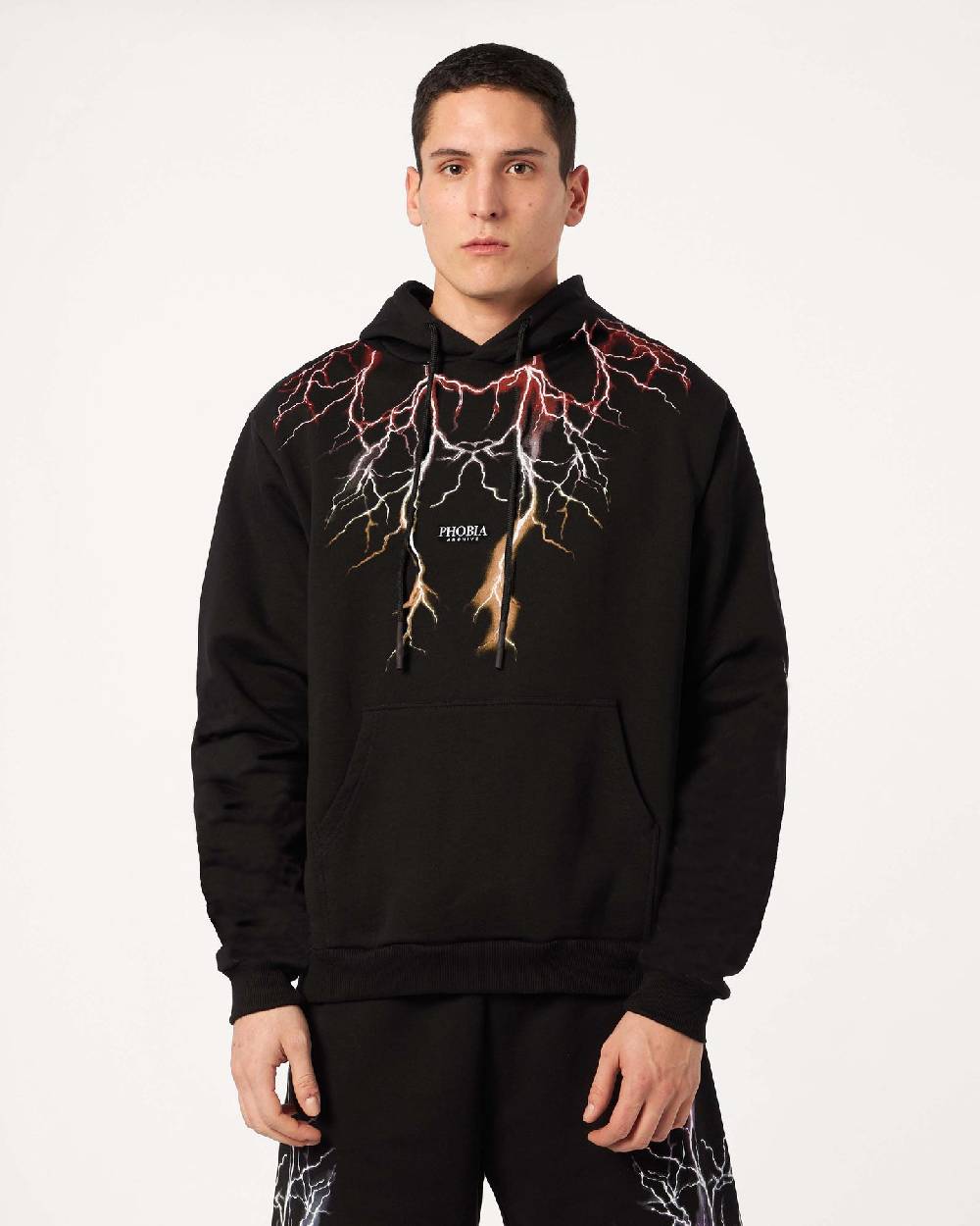 Phobia Archive FELPA CON CAPPUCCIO NERA CON FULMINI ROSSO GRIGIO ARANCIONI Offerta