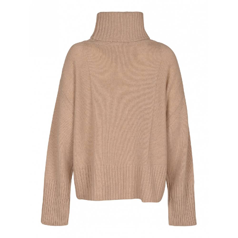 OLIVER LATTUGHI Product In vendita