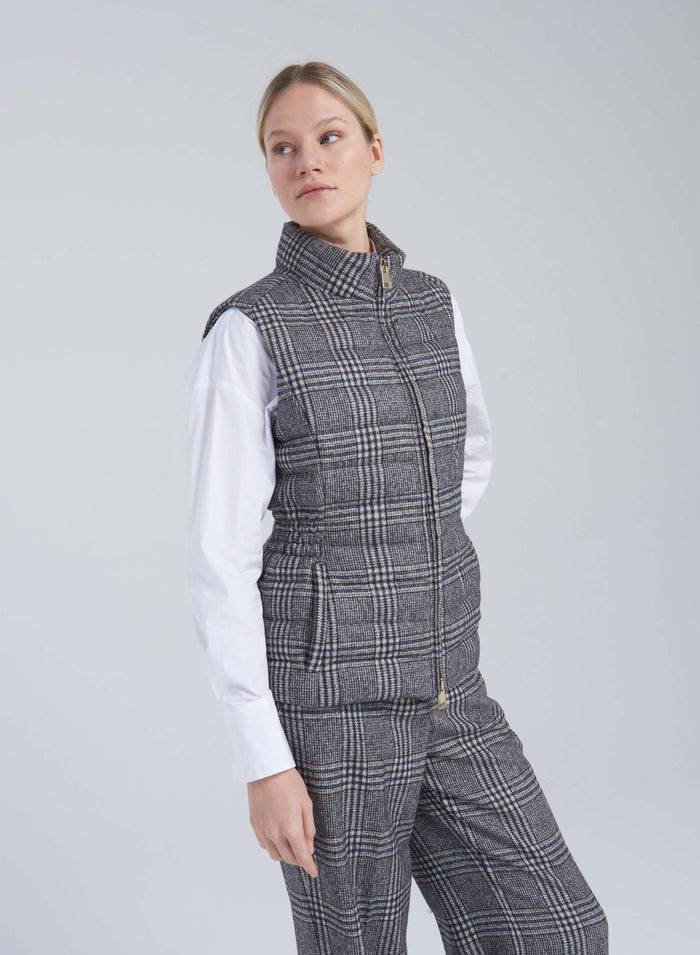 Lorena Antoniazzi GILET IMBOTTITO IN LANA E ALPACA Enormi risparmi