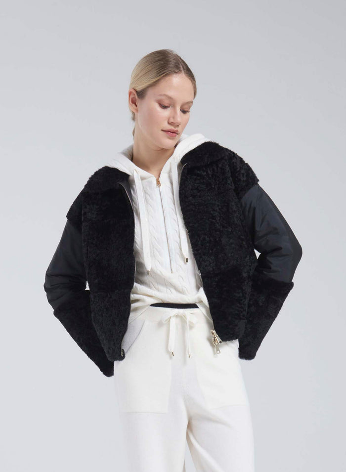 Lorena Antoniazzi GIACCA IN NYLON E MONTONE Moda