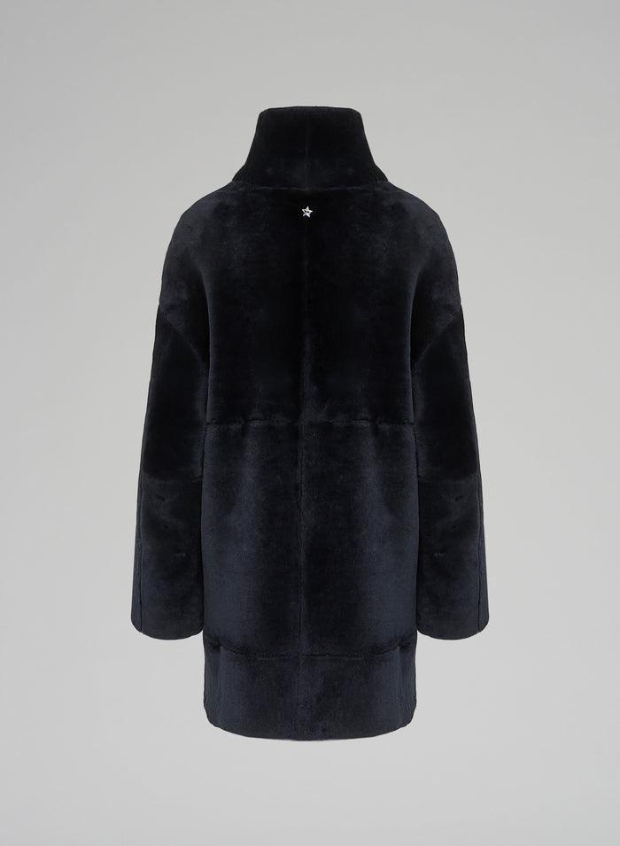 Lorena Antoniazzi CAPPOTTO IN MONTONE In Linea