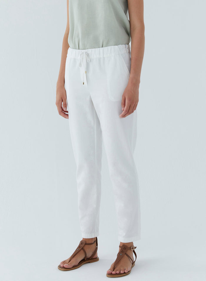 Lorena Antoniazzi JOGGERS IN DENIM Acquista Ora