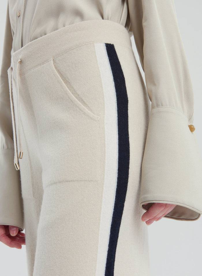 Lorena Antoniazzi PANTALONI IN MAGLIA Qualità
