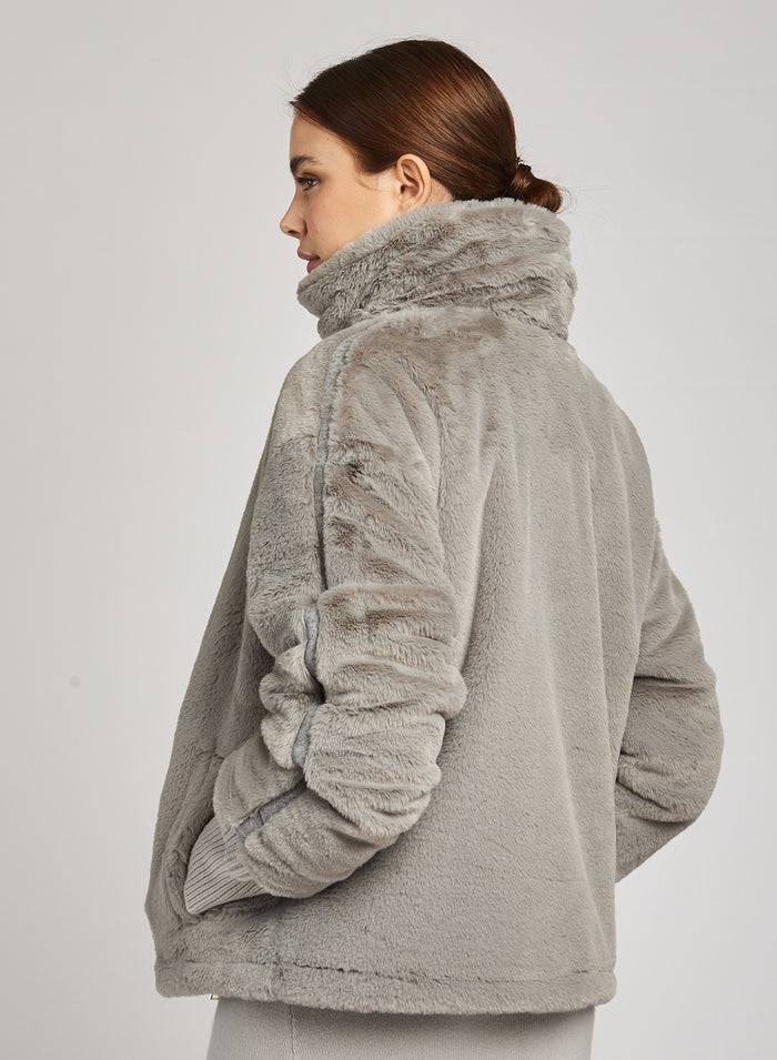 Lorena Antoniazzi CAPPOTTO IN ECOPELLICCIA Moda