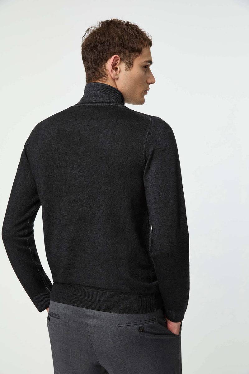 Lubiam Maglia dolcevita tinto capo nero Maglia dolcevita tinto capo nero I Più Venduti