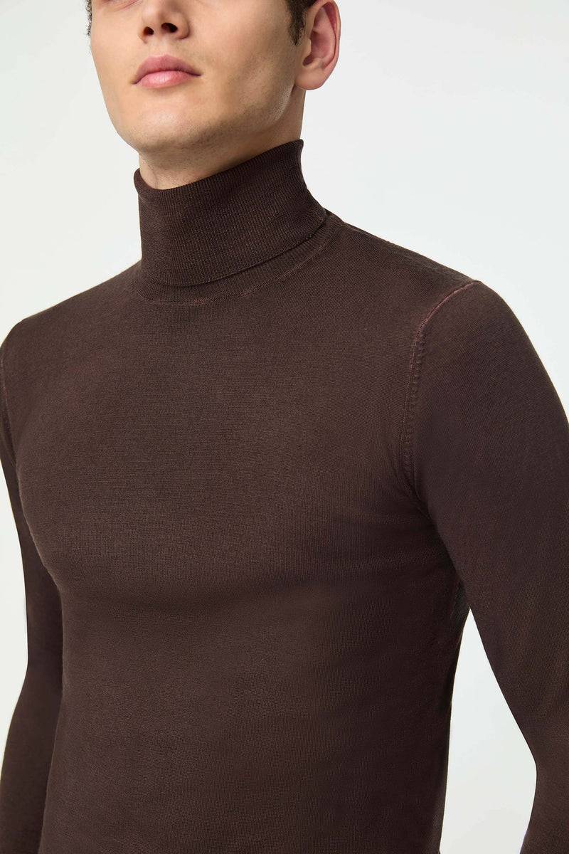 Lubiam Maglia dolcevita in lana leggera marrone Maglia dolcevita in lana leggera marrone 2025
