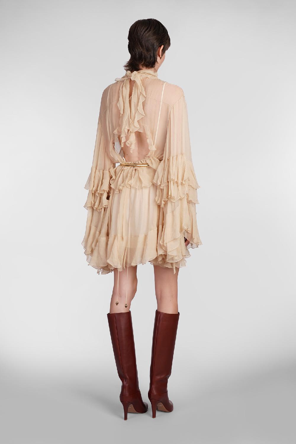 Deliberti Chloé Abito in seta beige cod. 404202 - Deliberti The Luxury Shopping Presa