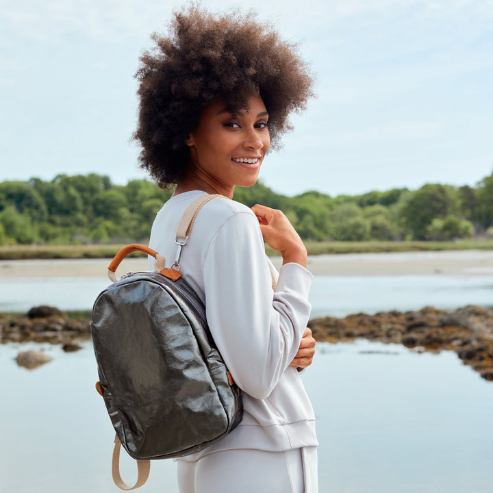 Uashmama Uashmama Midsize Zip-Up Backpack | Recycled Accents – Uashmama UK I Più Venduti